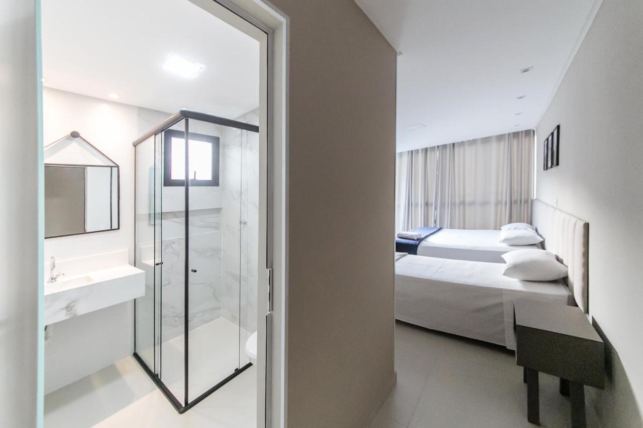 Casa Requinte, 4 Suites , Piscina II Balneário Camboriú エクステリア 写真