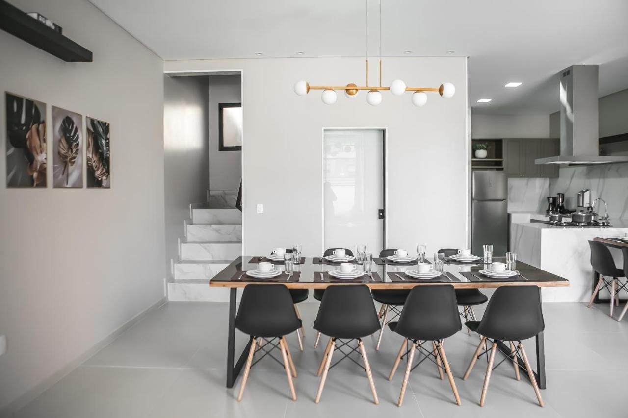 Casa Requinte, 4 Suites , Piscina II Balneário Camboriú エクステリア 写真